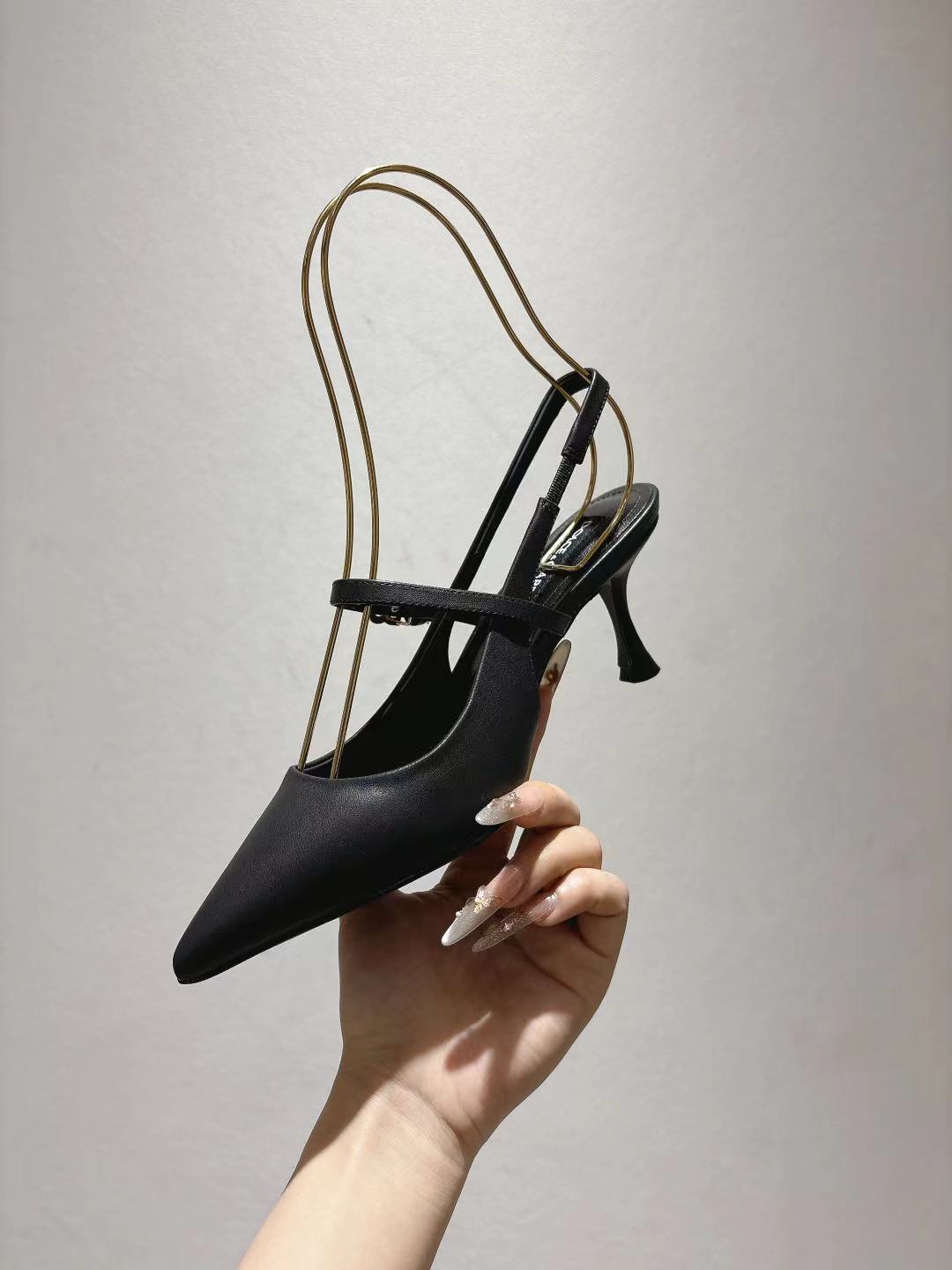 Dolce & Gabbana DG Women's Pointed-Toe Leather Heels