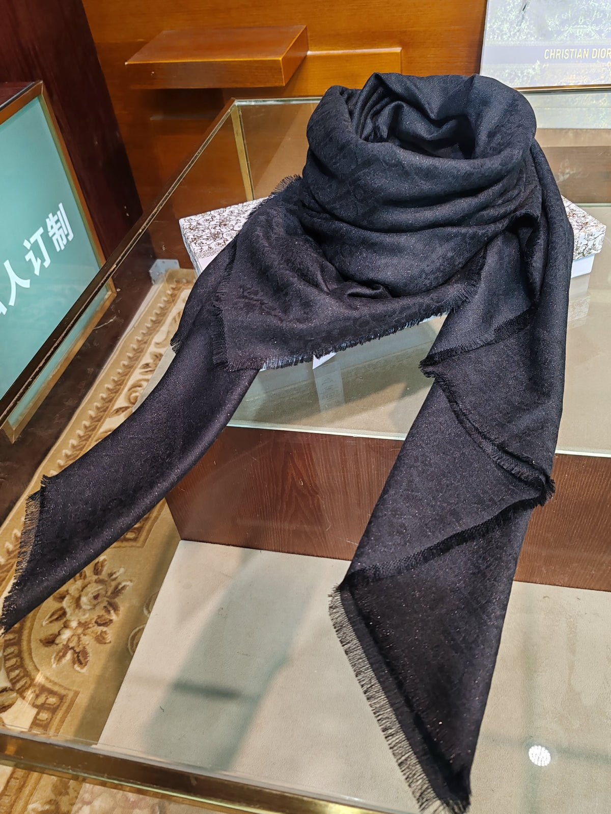 silver metal floral Shawl for women - alternate angle view 3