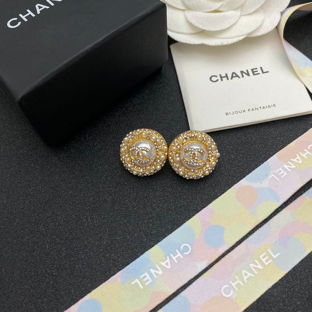pearl floral Drop Earrings for women - alternate angle view 6