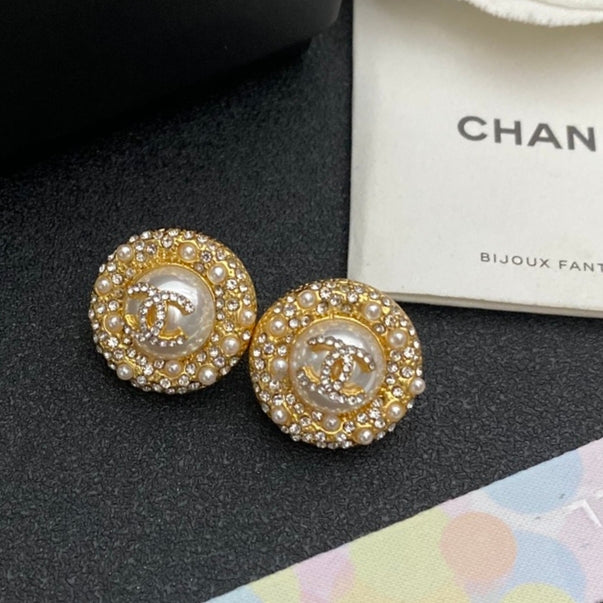 pearl floral Drop Earrings for women - alternate angle view 7