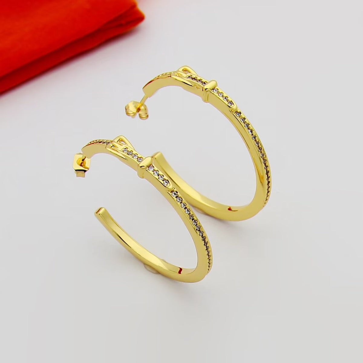 gold leather Belt for men and women - alternate angle view 6