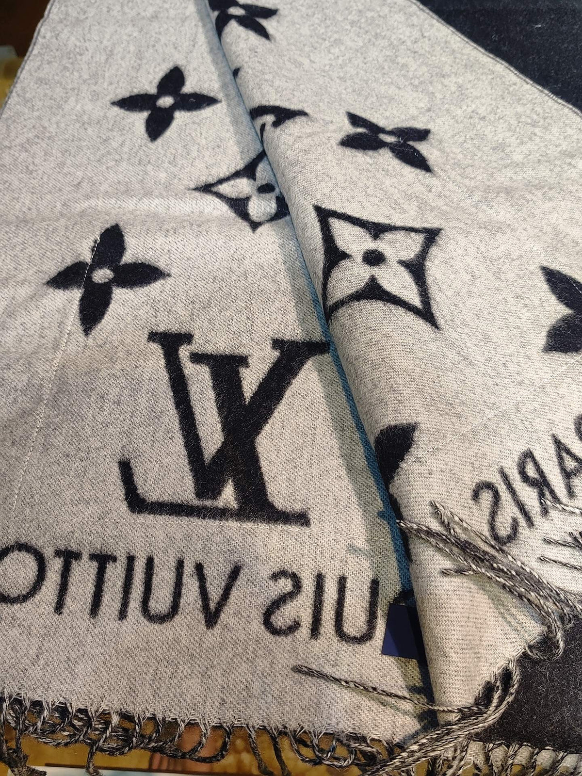 leather inlaid Shawl for women - alternate angle view 5