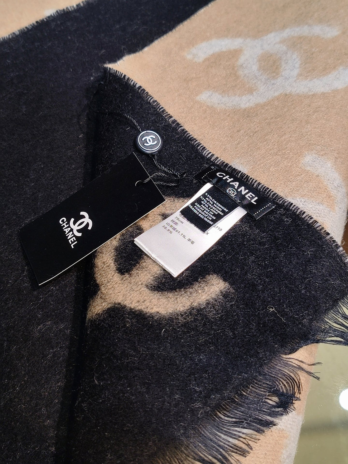 black and white Shawl for women - alternate angle view 8