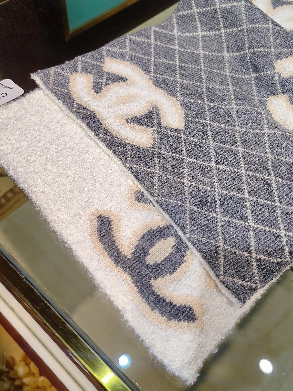 two-tone wool casual Scarf for women - alternate angle view 9