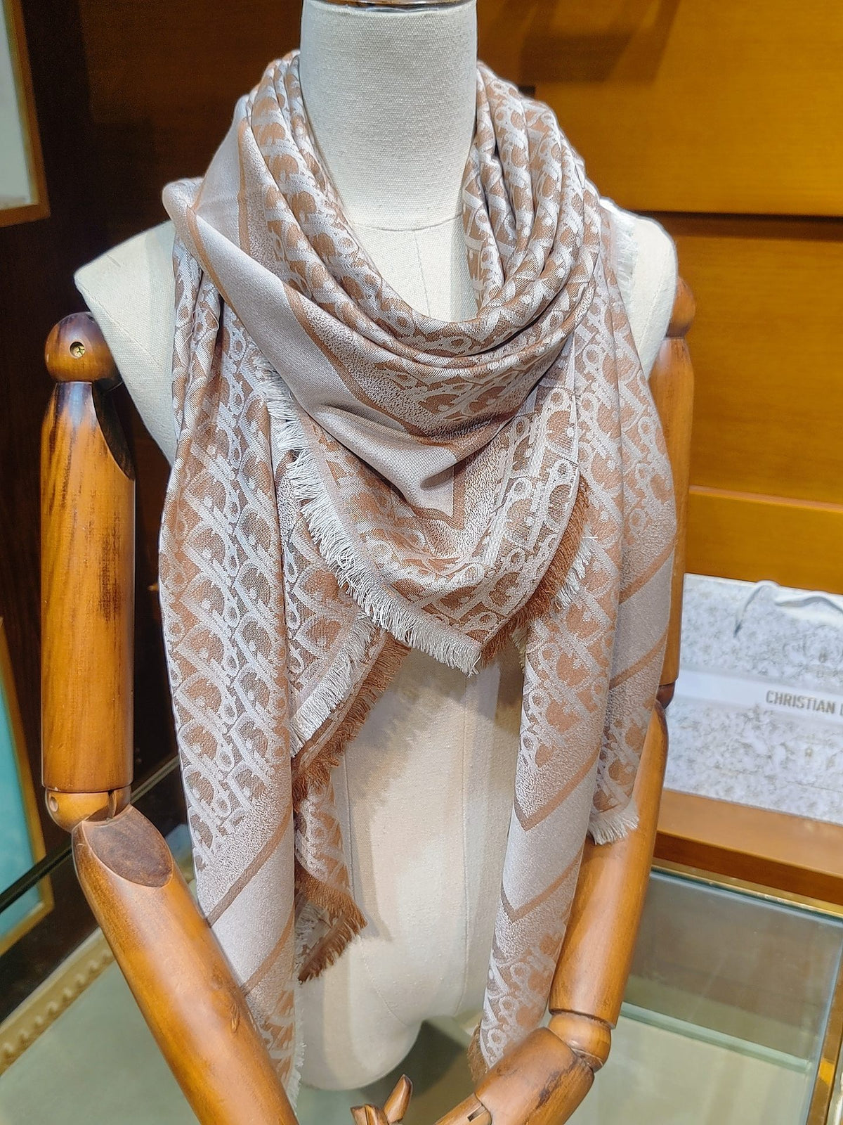 velvet fashion accessory for women - product detail view