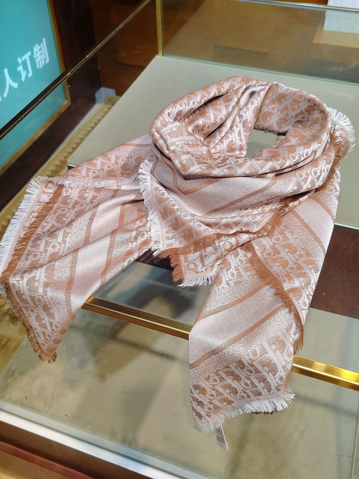 velvet fashion accessory for women - alternate angle view 3