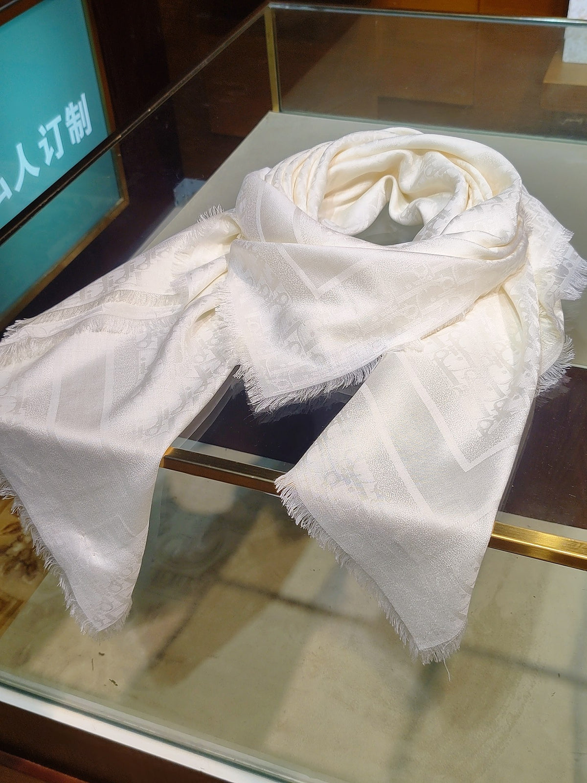 velvet fashion accessory for women - alternate angle view 4