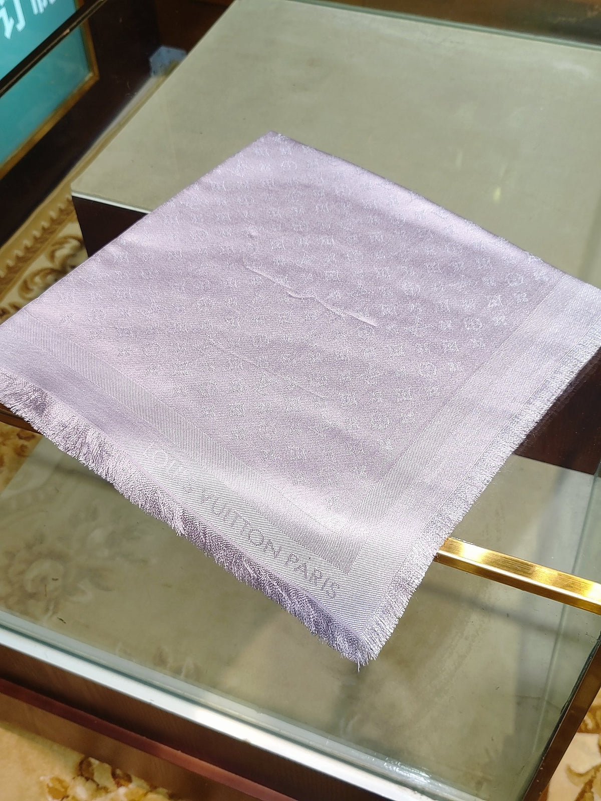 two-tone velvet floral Shawl for women - alternate angle view 9