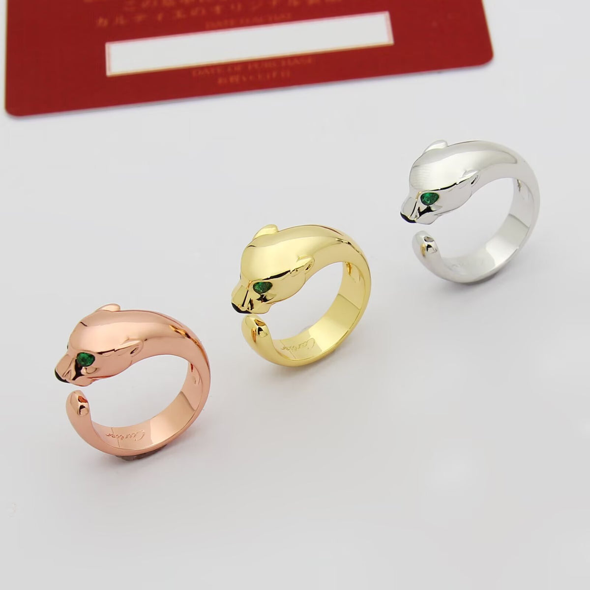 green crystal luxury Ring for women - alternate angle view 4