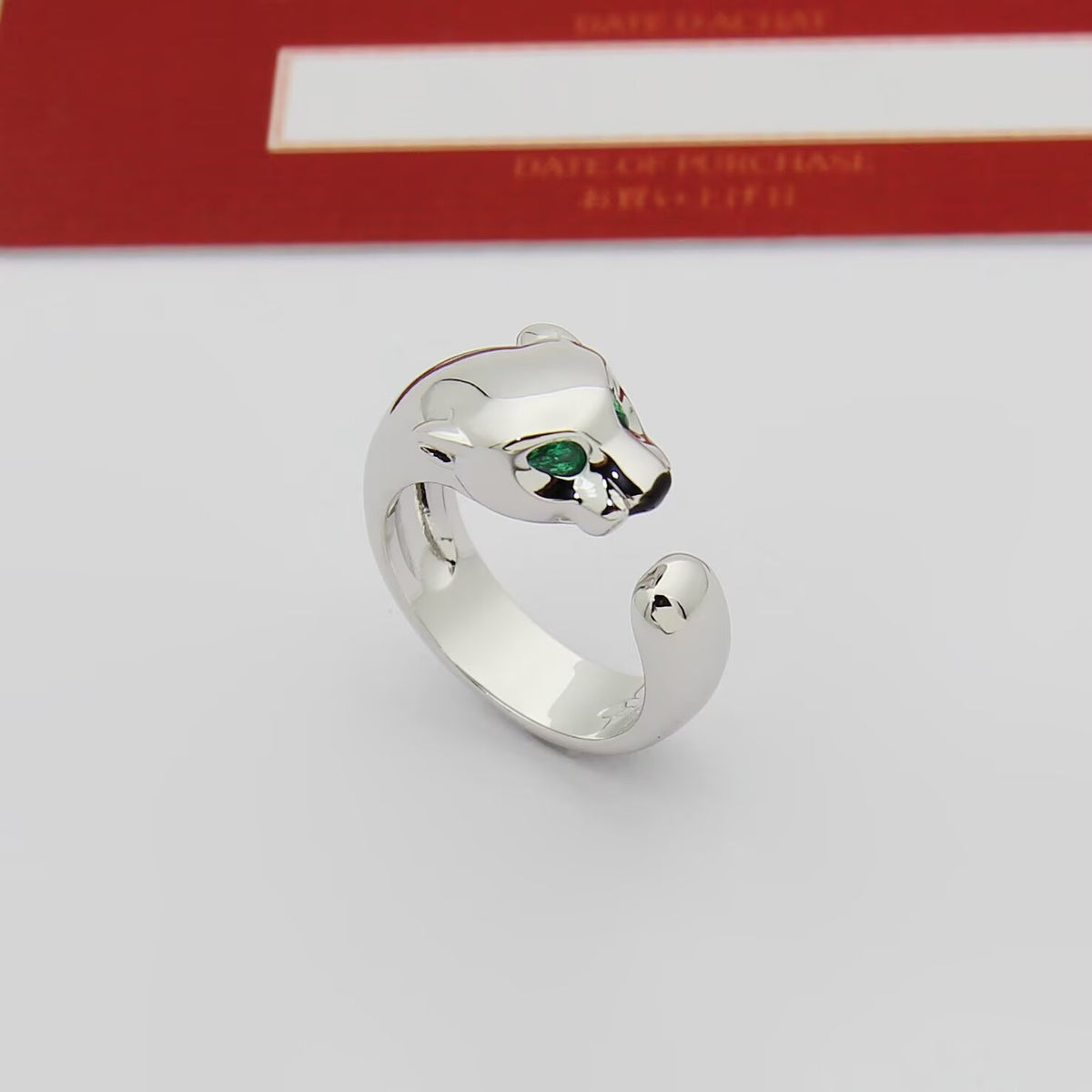 green crystal luxury Ring for women - alternate angle view 5