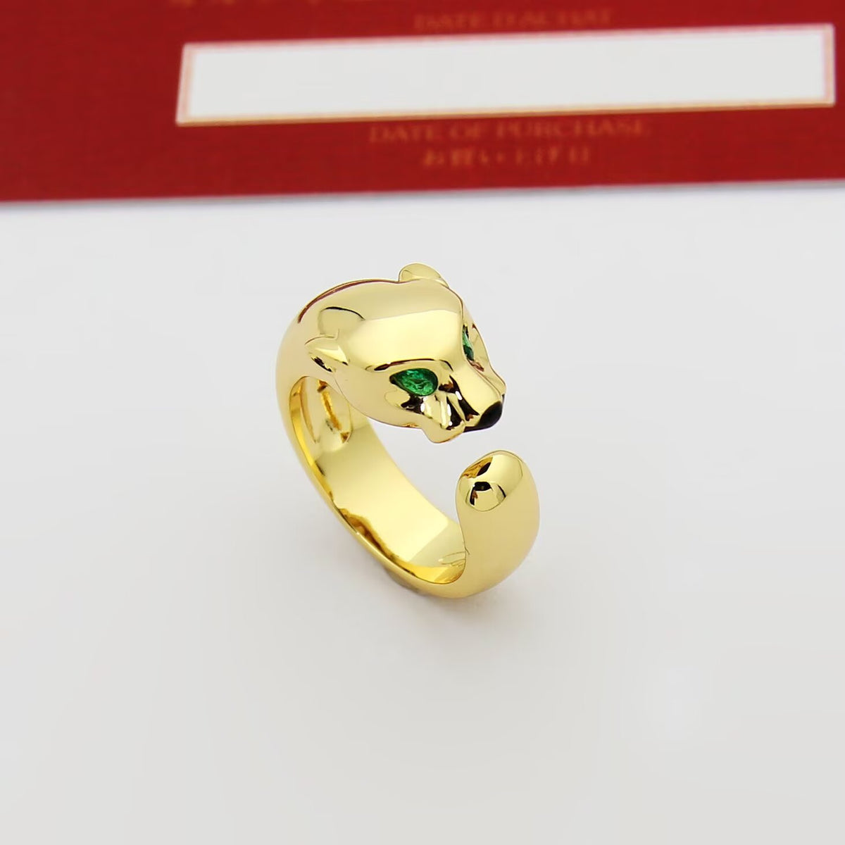 green crystal luxury Ring for women - alternate angle view 6