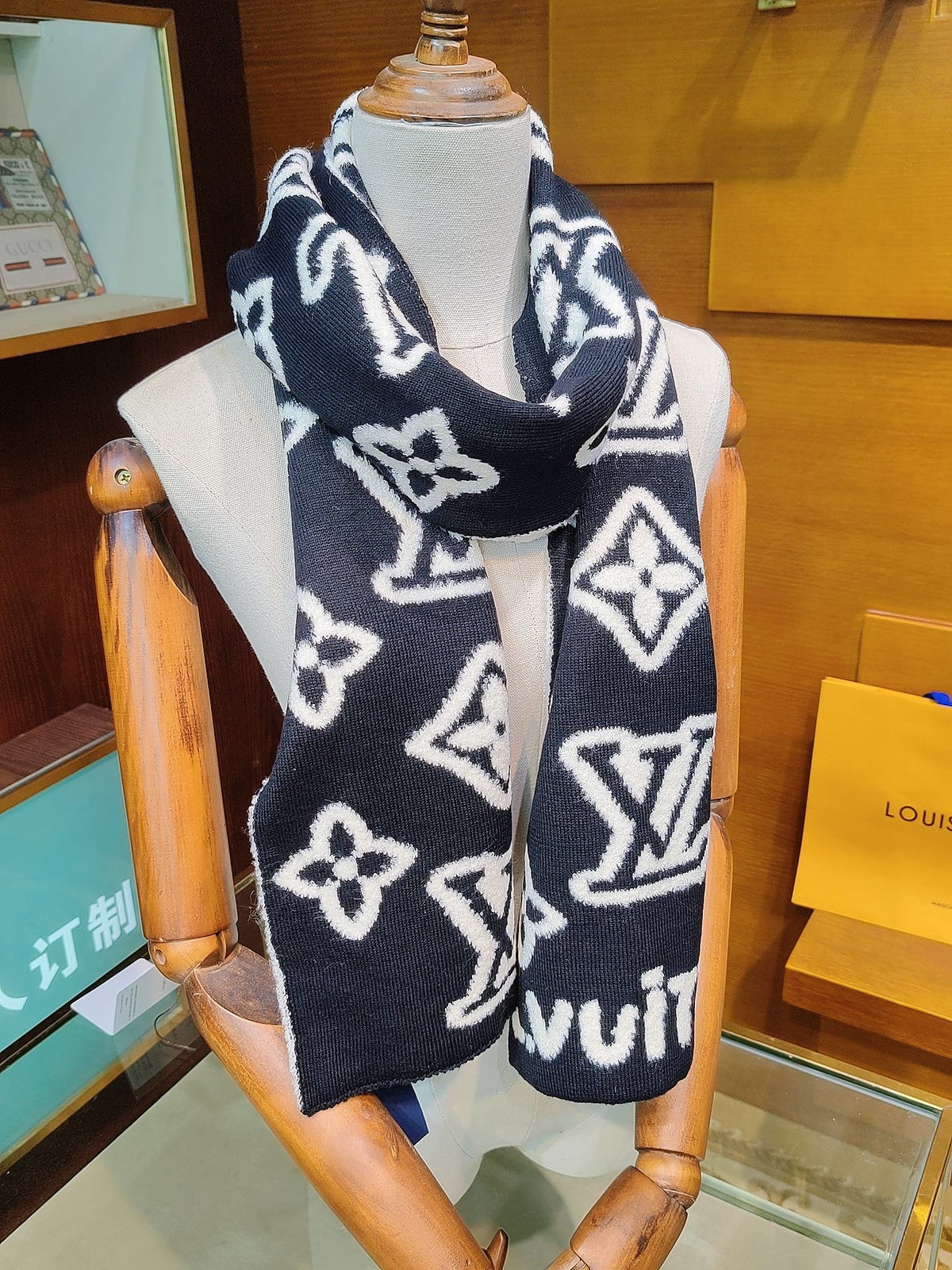 red wool versatile Scarf for men - product detail view