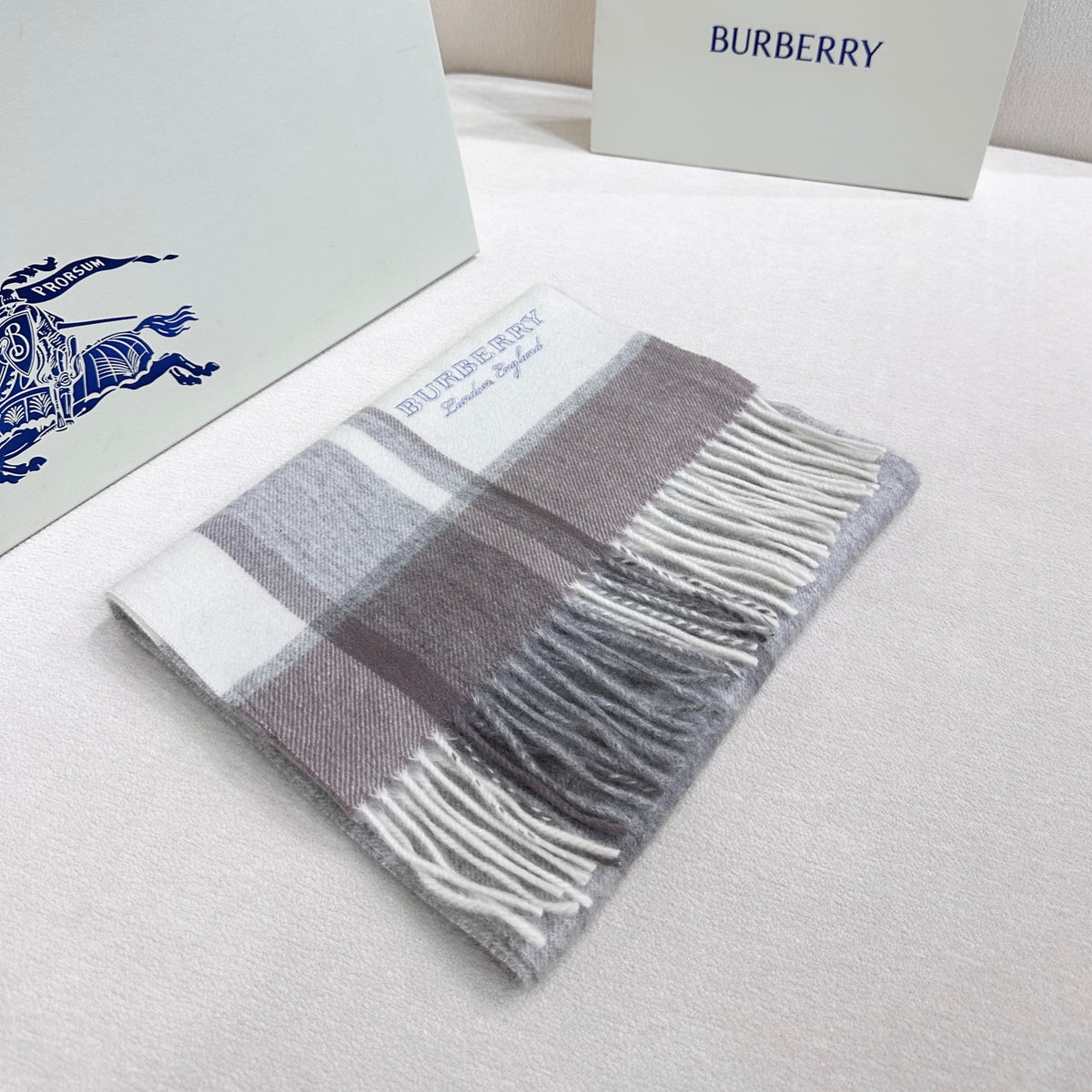 velvet letter Scarf for men - alternate angle view 6