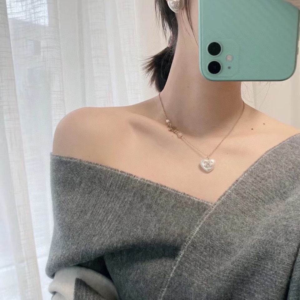pearl heart Necklace for women - alternate angle view 2