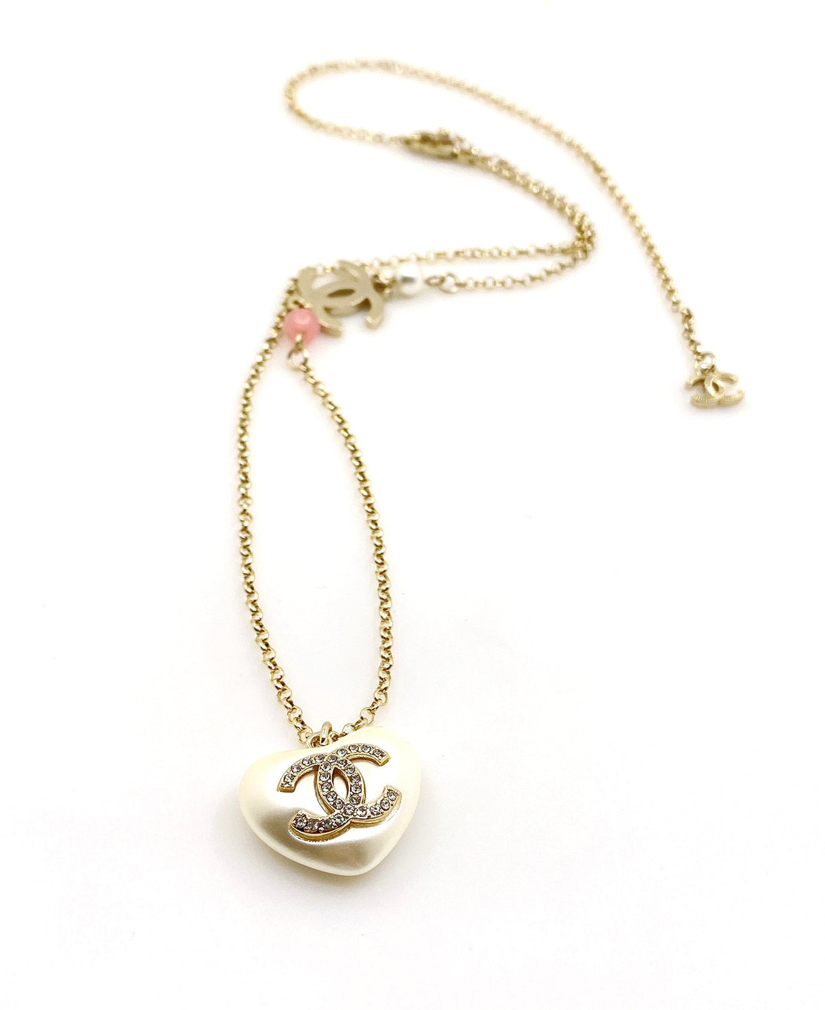pearl heart Necklace for women - alternate angle view 5