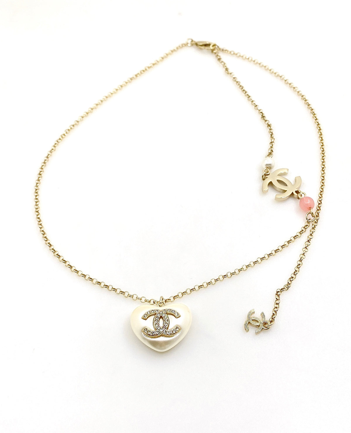 pearl heart Necklace for women - alternate angle view 3