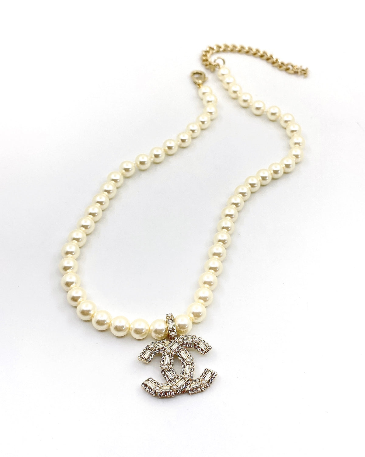 pearl Necklace for women - alternate angle view 5