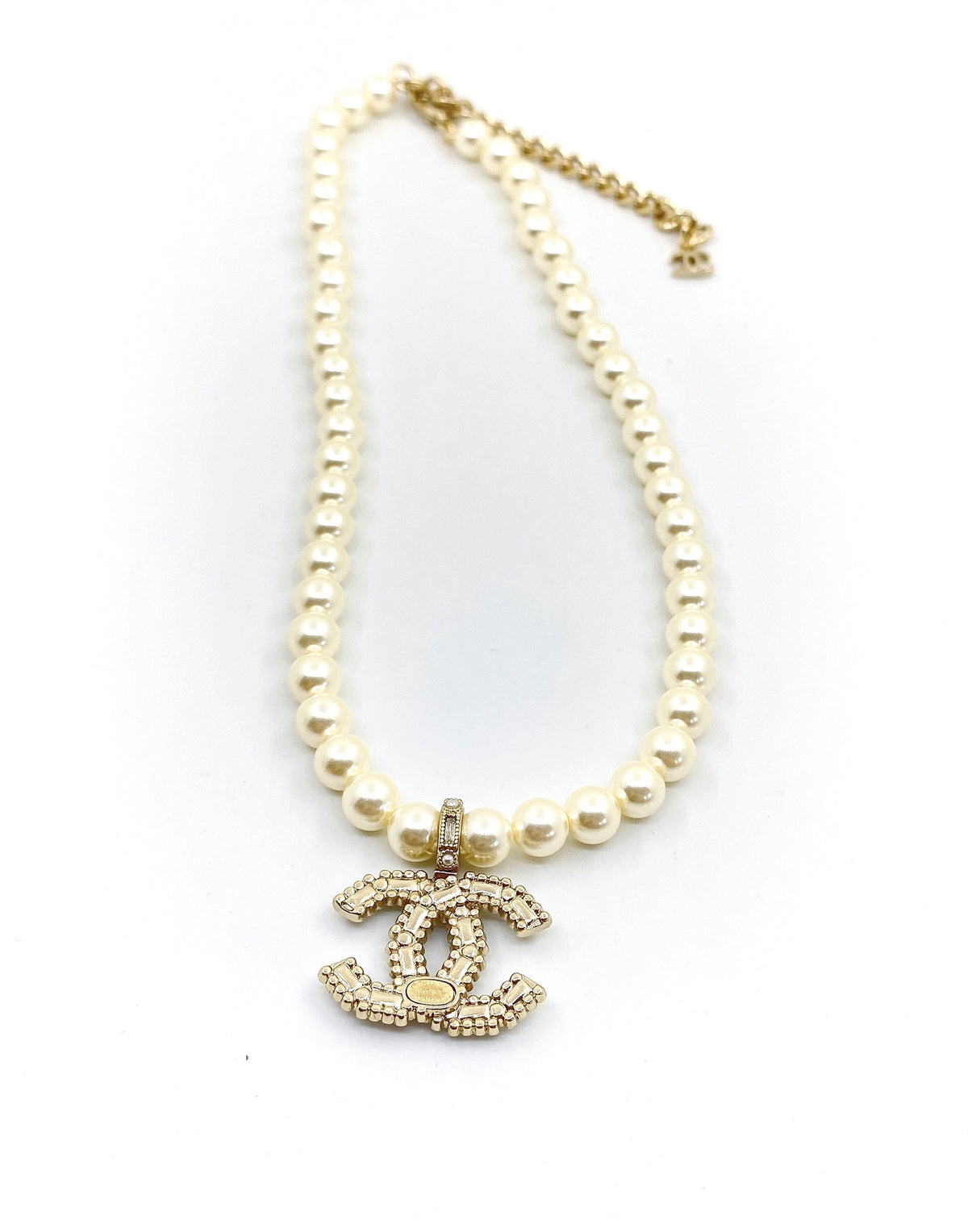 pearl Necklace for women - alternate angle view 3
