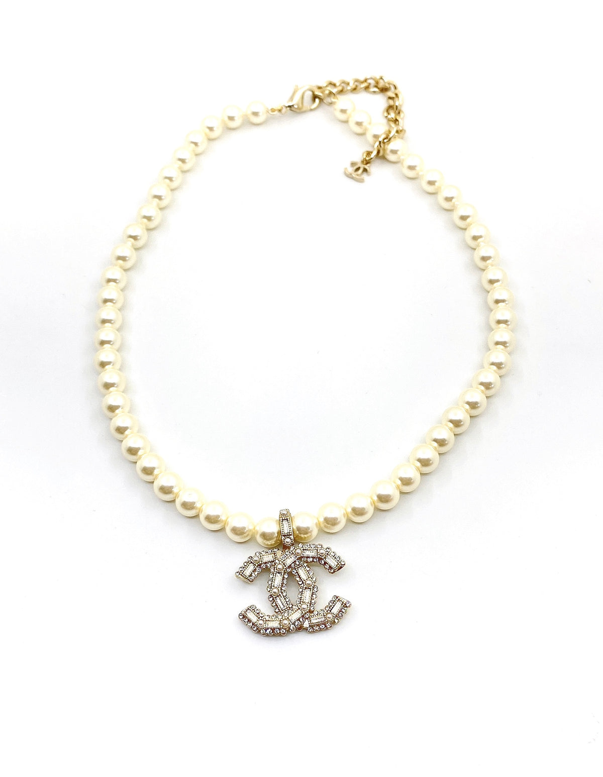pearl Necklace for women - product detail view