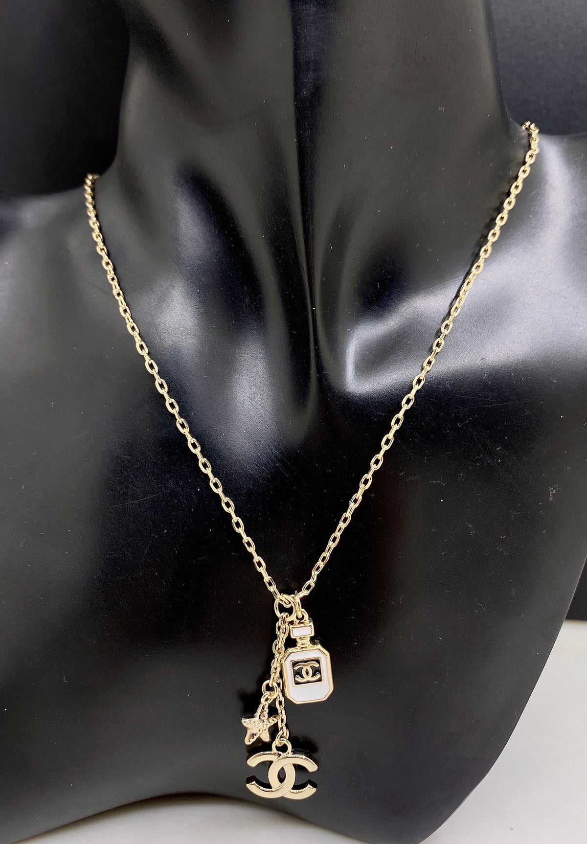 white brass Perfume for women - alternate angle view 2