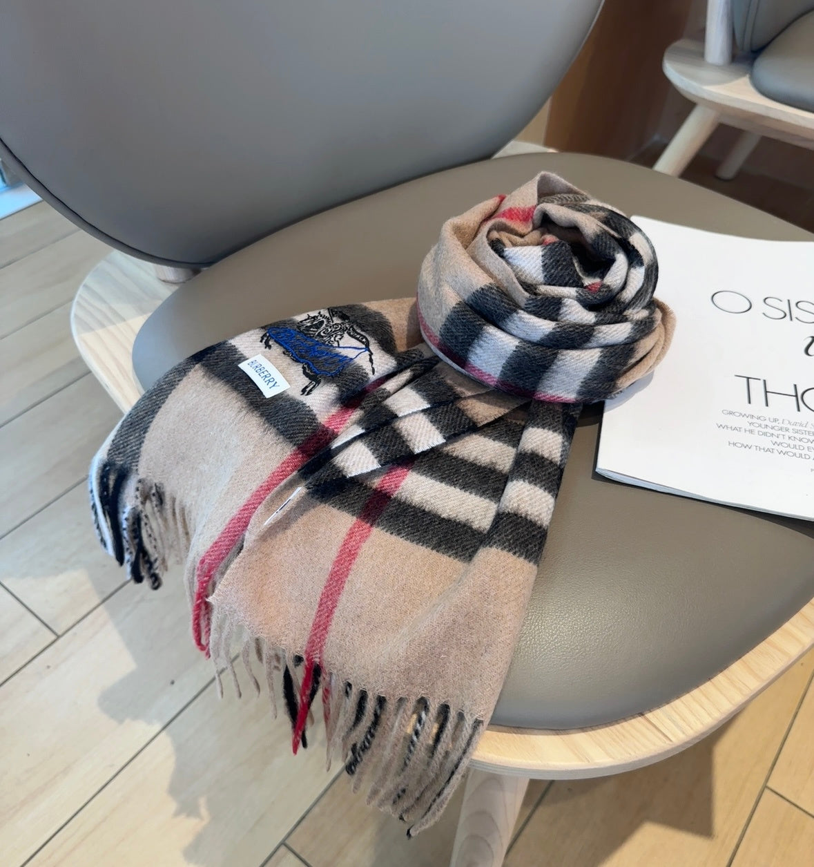 stylish Scarf for men - alternate angle view 8
