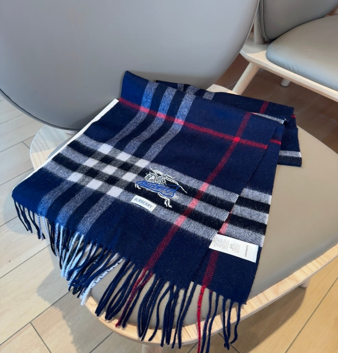 stylish Scarf for men - alternate angle view 5