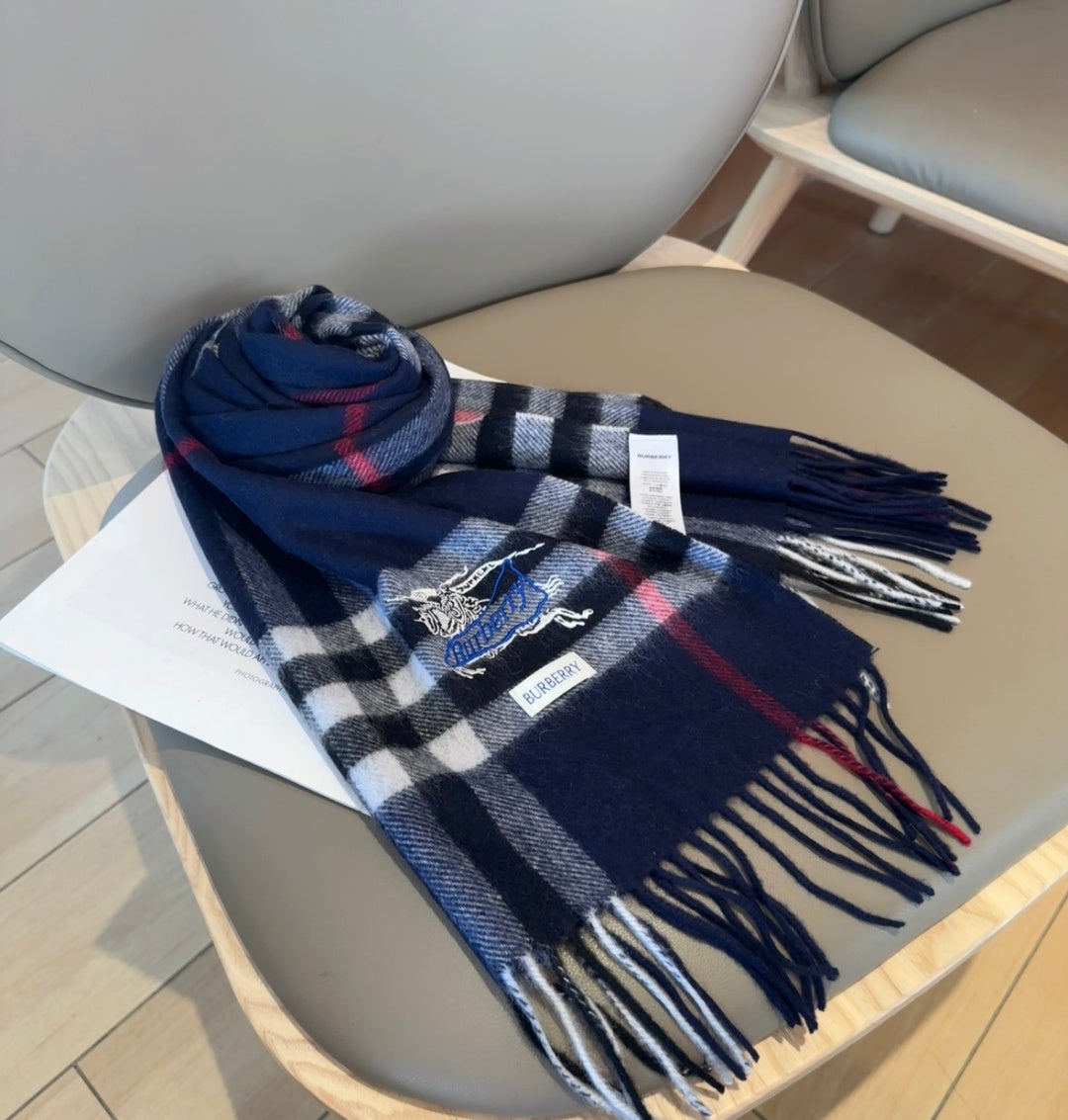 stylish Scarf for men - alternate angle view 8