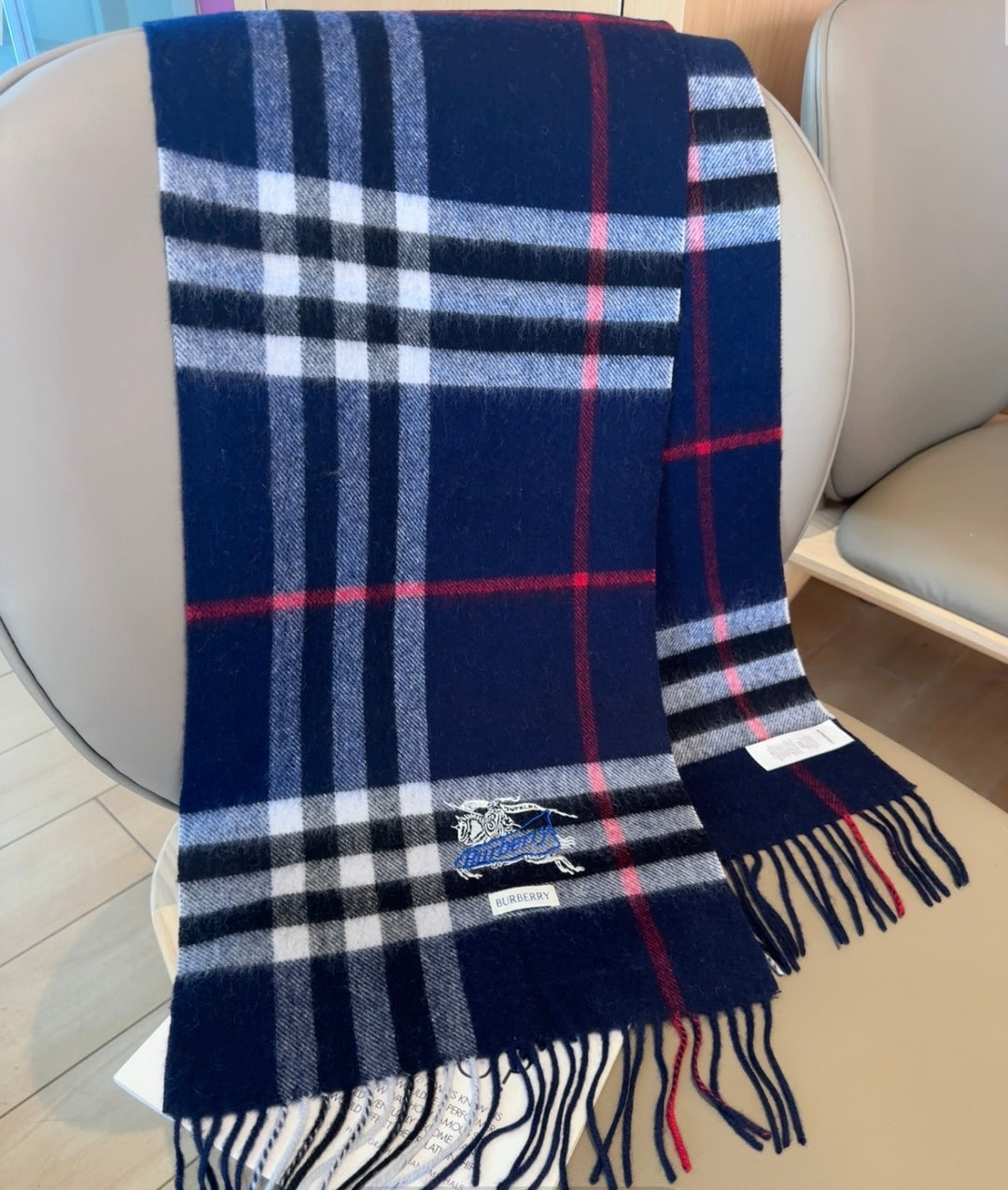 stylish Scarf for men - alternate angle view 7
