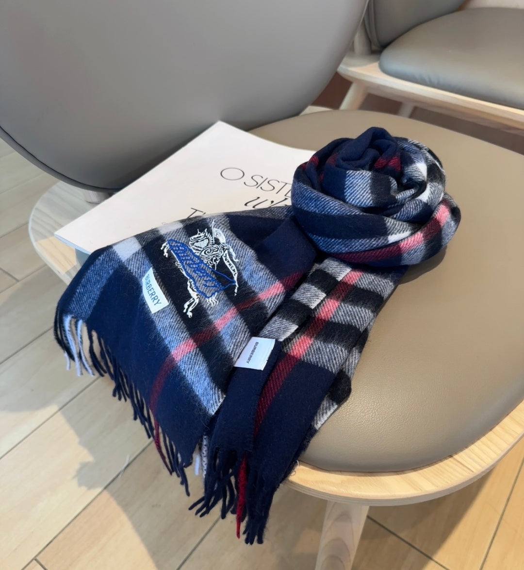 stylish Scarf for men - alternate angle view 10