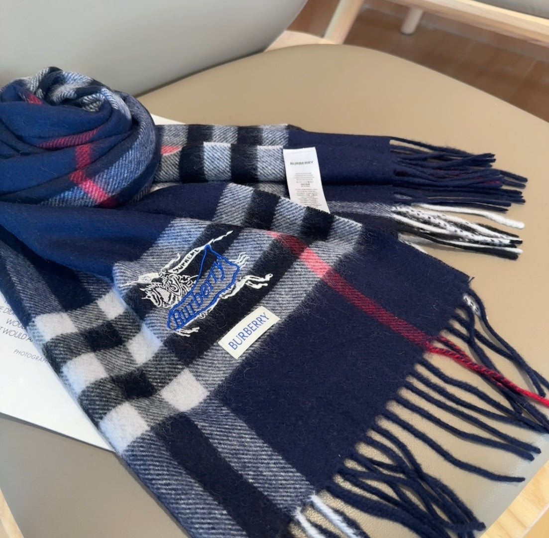 stylish Scarf for men - alternate angle view 9