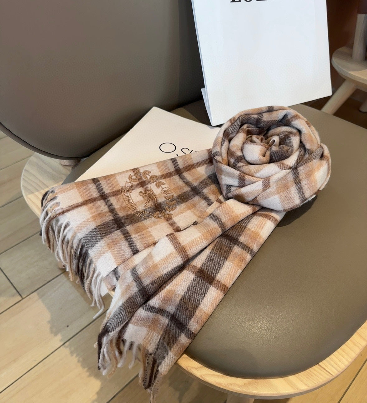 stylish Scarf for men - alternate angle view 8
