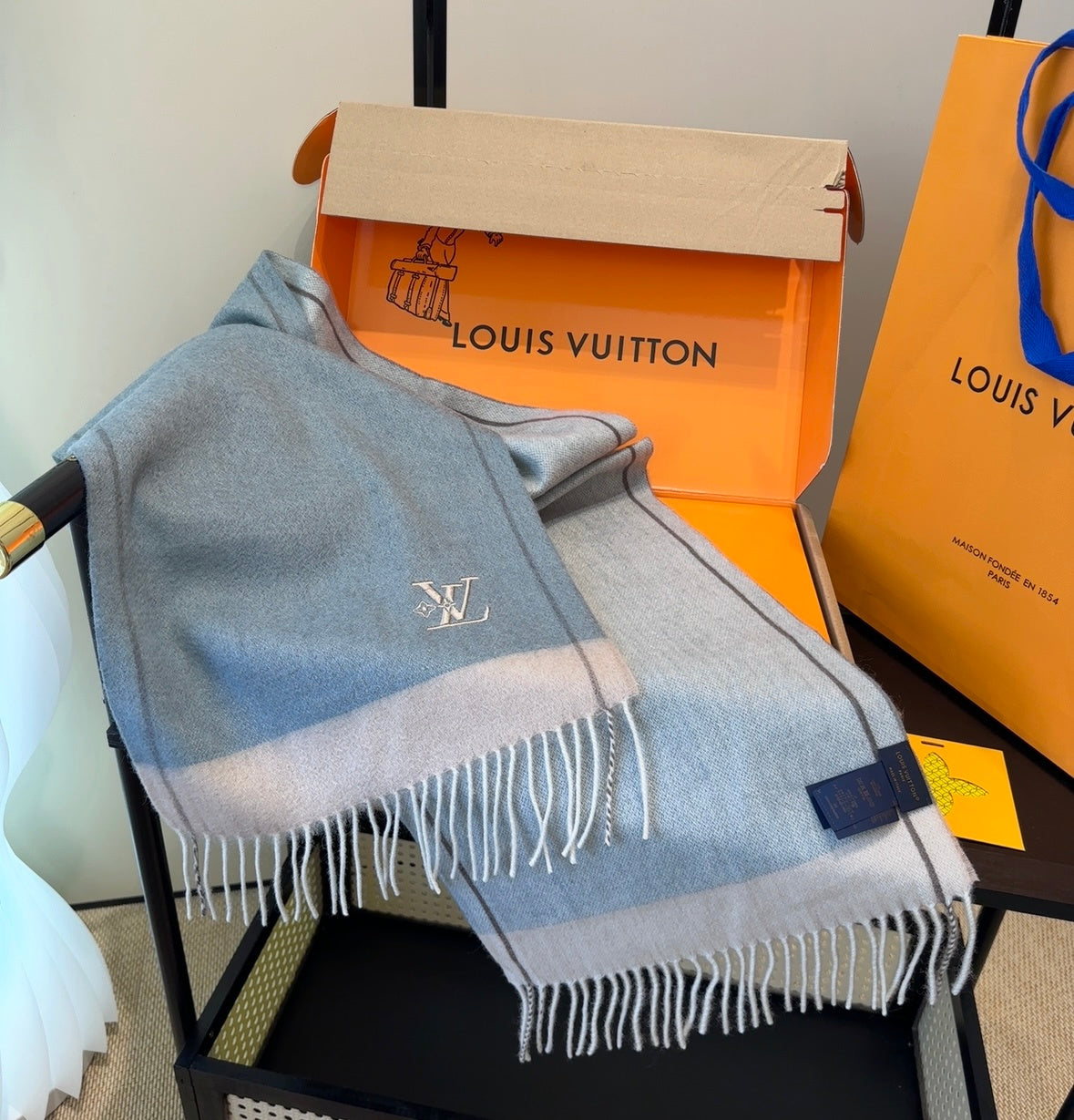 stylish Scarf for men - alternate angle view 7
