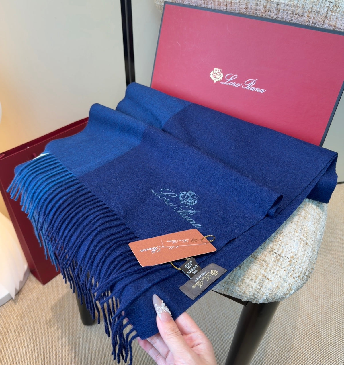 velvet luxury Shawl for women - alternate angle view 5