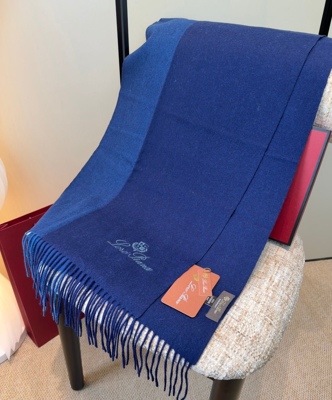 velvet luxury Shawl for women - alternate angle view 8