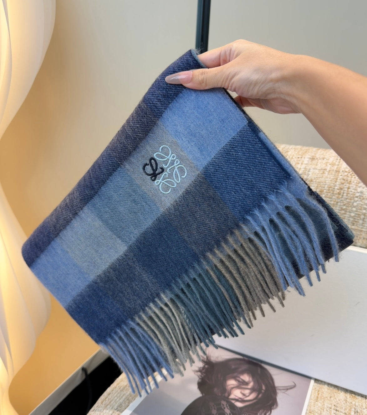 elegant Scarf for unisex couple - alternate angle view 4