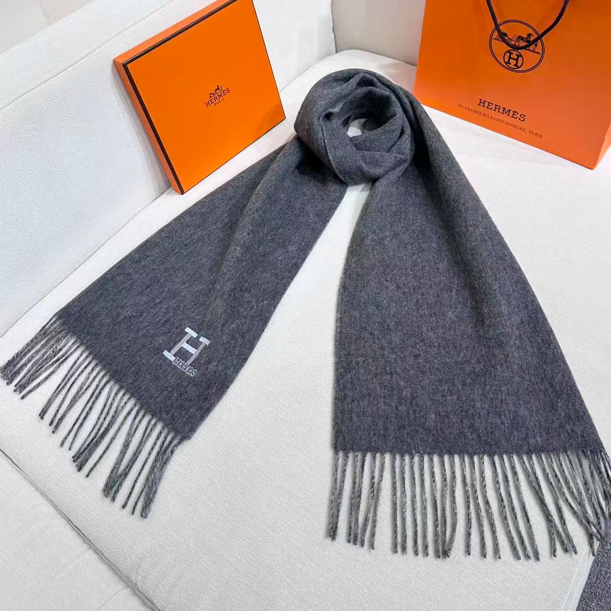 elegant Scarf for unisex couple - alternate angle view 4