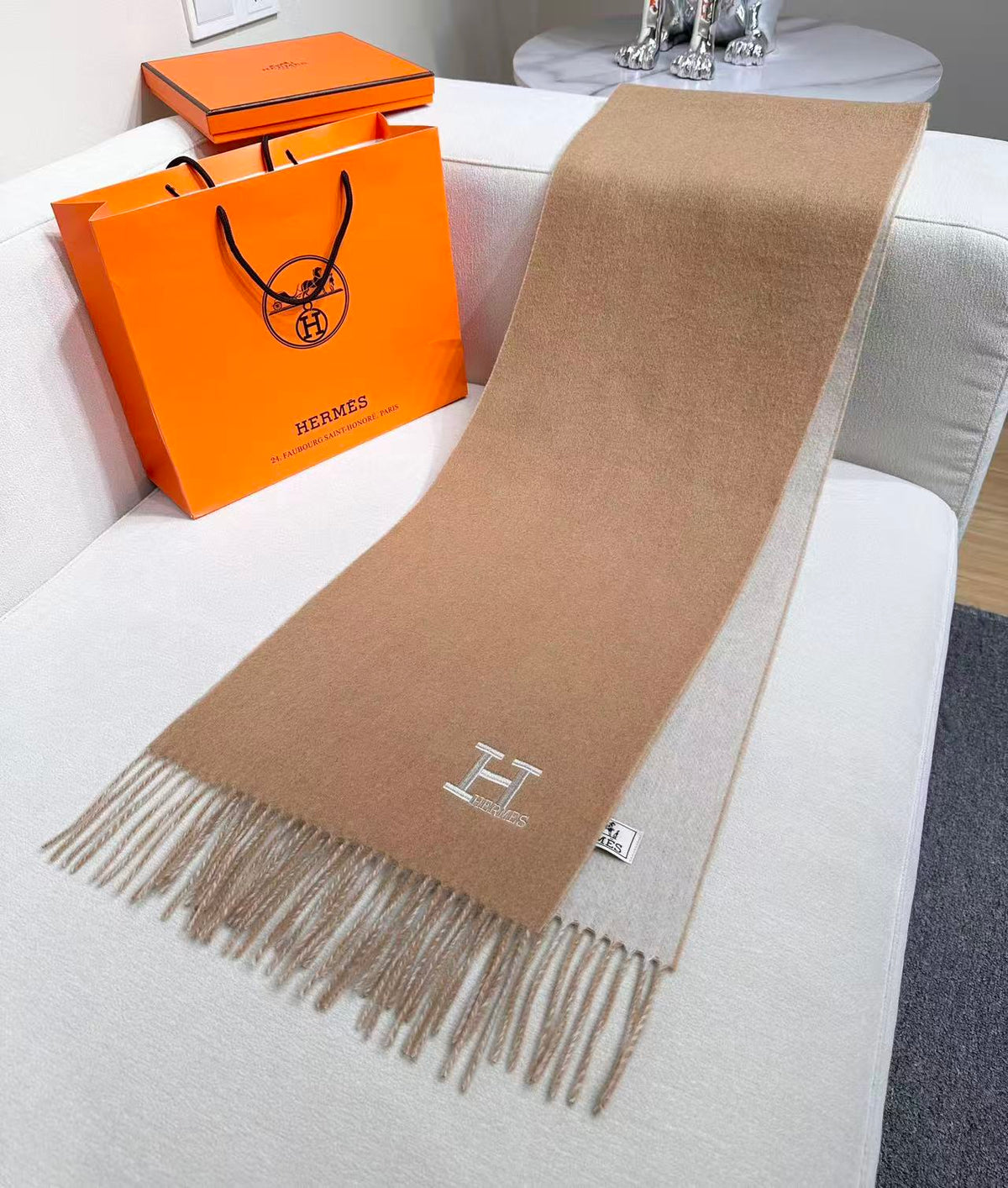 elegant Scarf for unisex couple - alternate angle view 3
