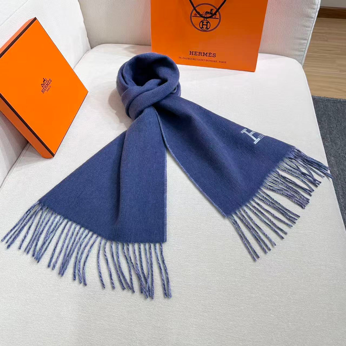 elegant Scarf for unisex couple - alternate angle view 5