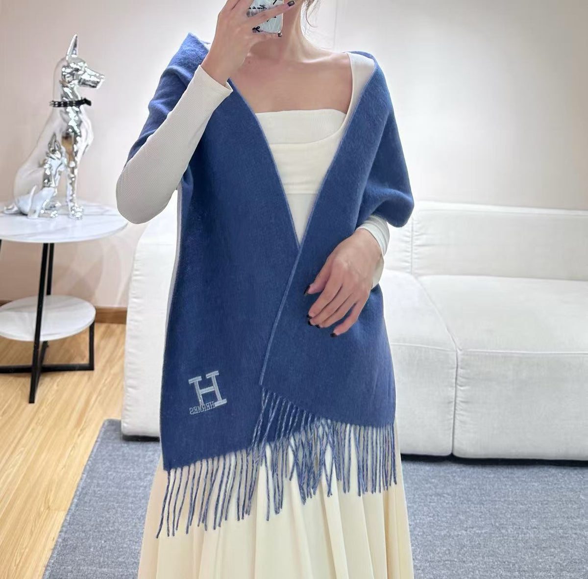 elegant Scarf for unisex couple - product detail view