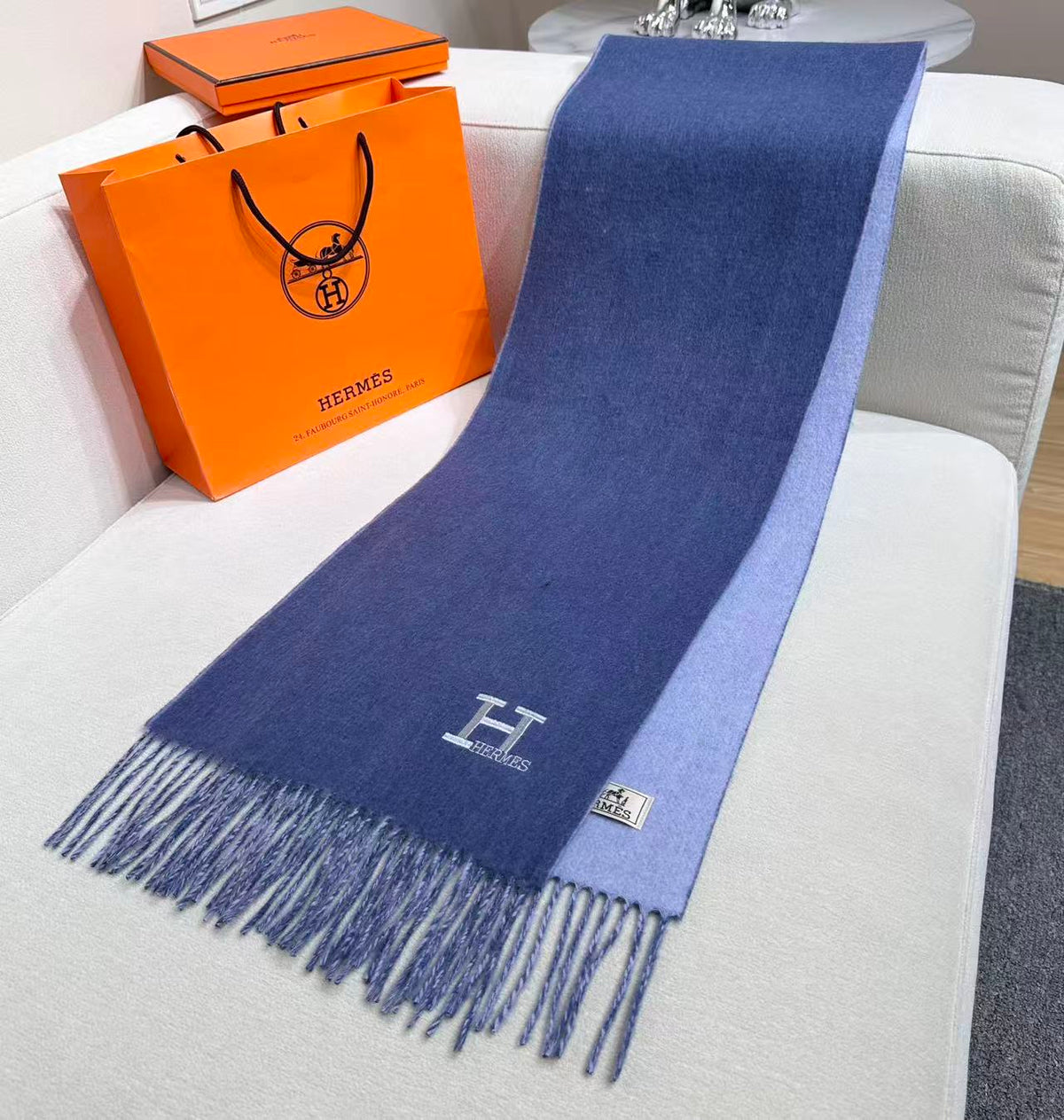 elegant Scarf for unisex couple - alternate angle view 3