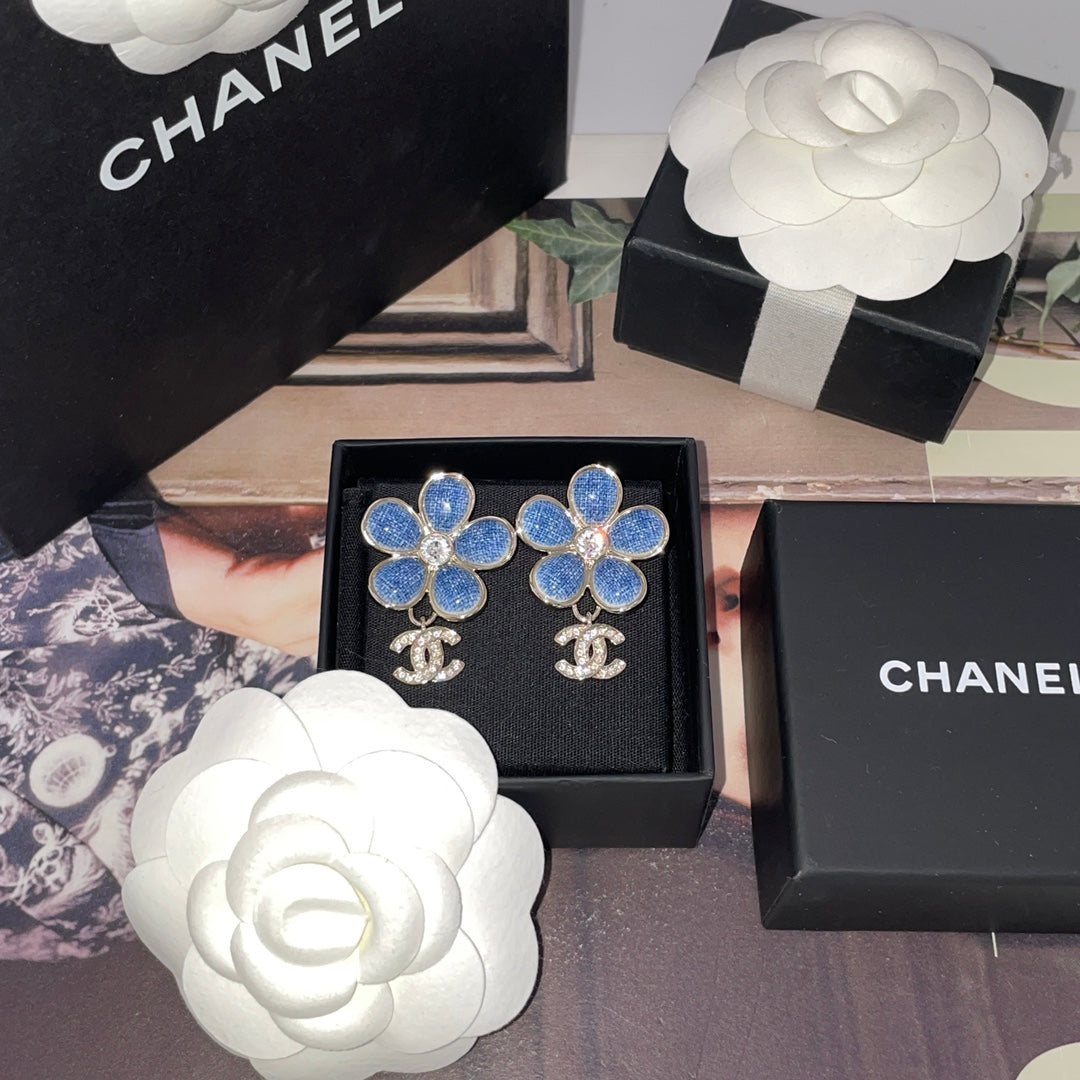 crystal floral Stud Earrings for women - alternate angle view 5