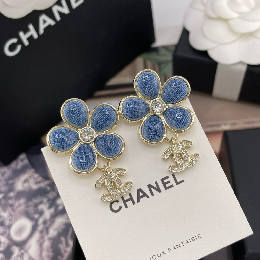 crystal floral Stud Earrings for women - alternate angle view 4