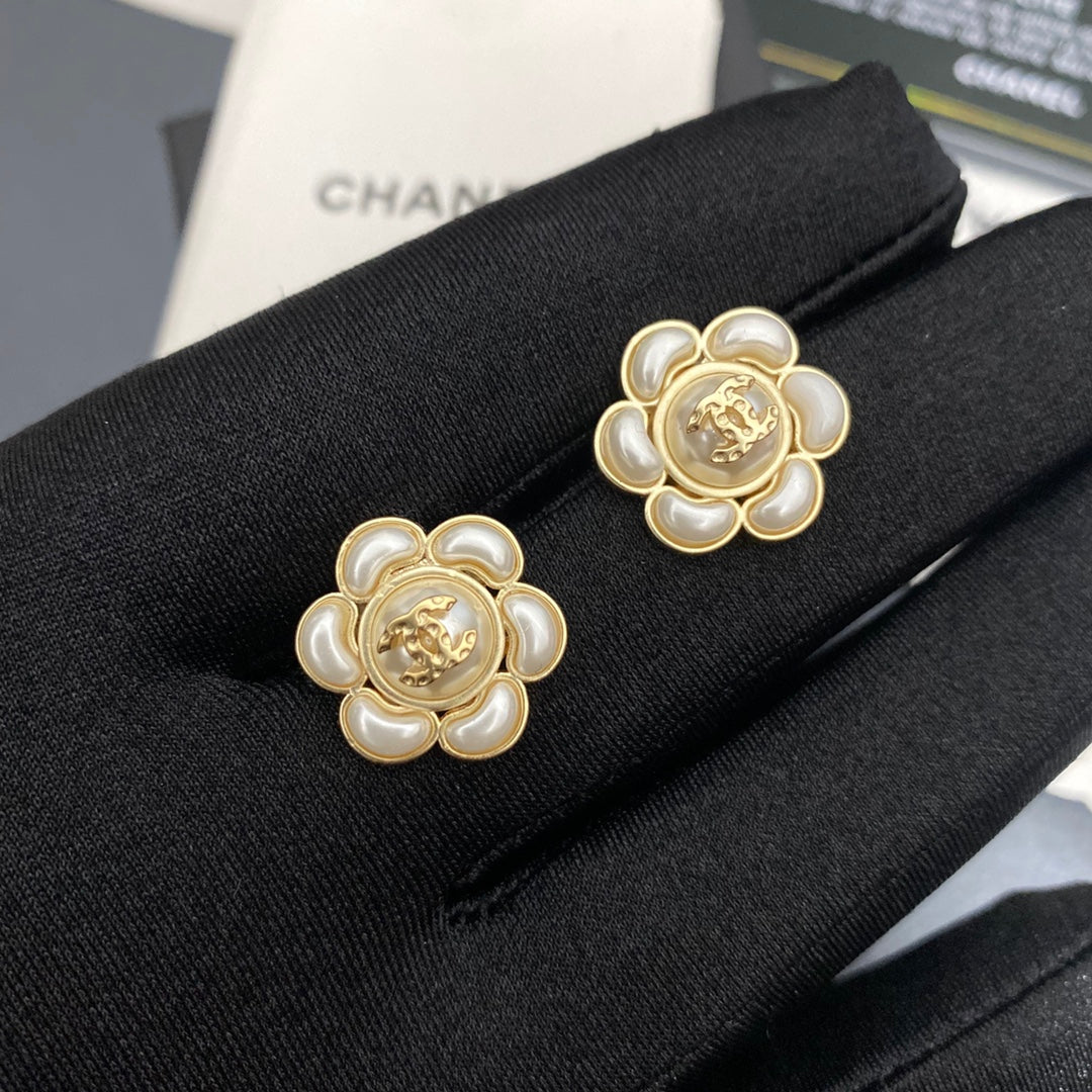 gold 925 sterling silver floral Drop Earrings for women - alternate angle view 4