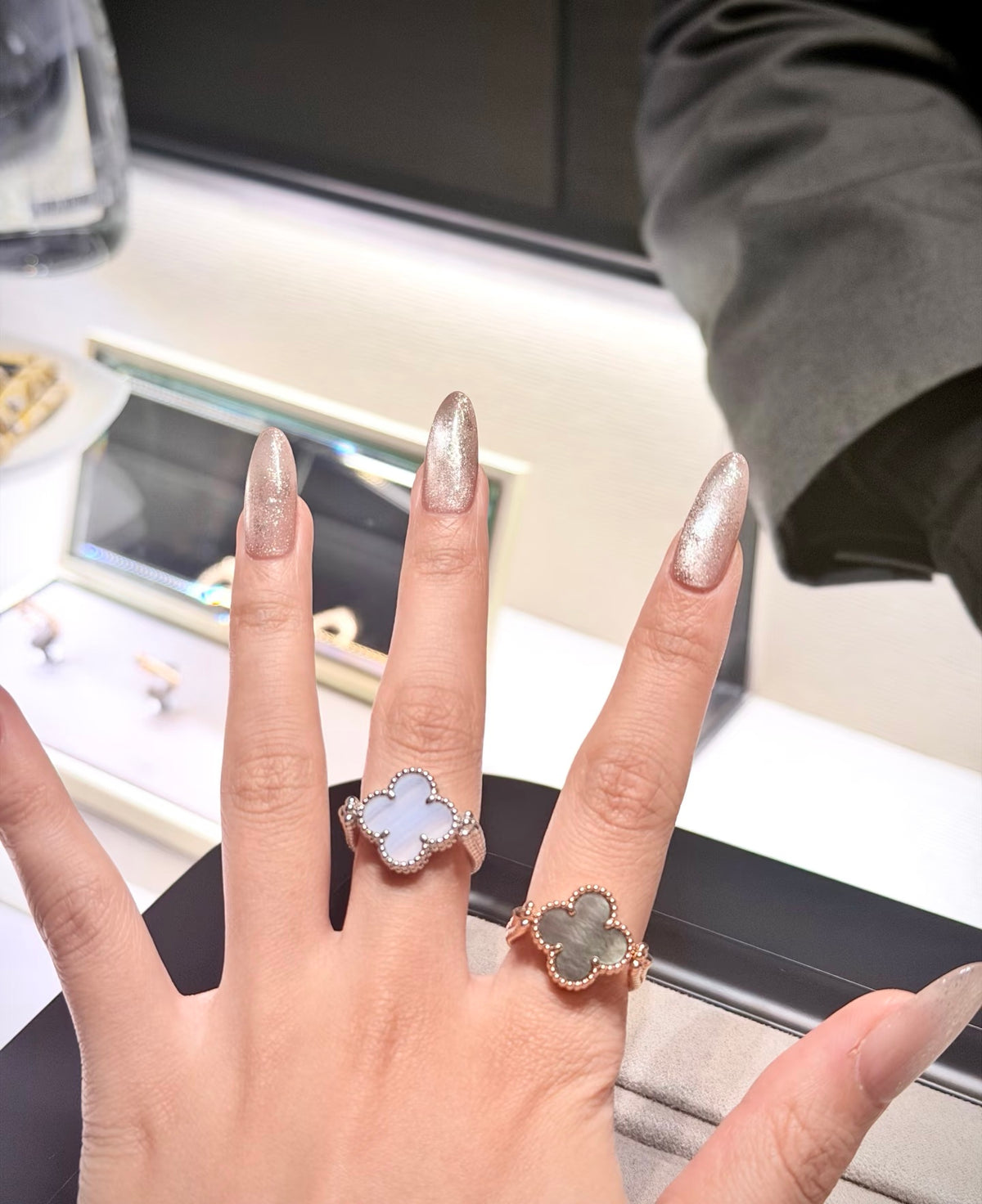 iridescent shell clover Ring for women - alternate angle view 3