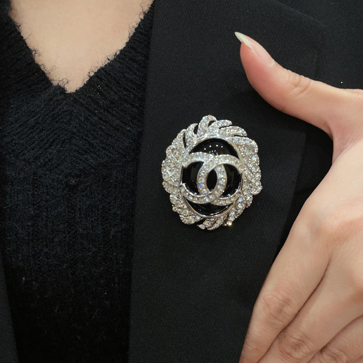 Suit for men and women - product detail view