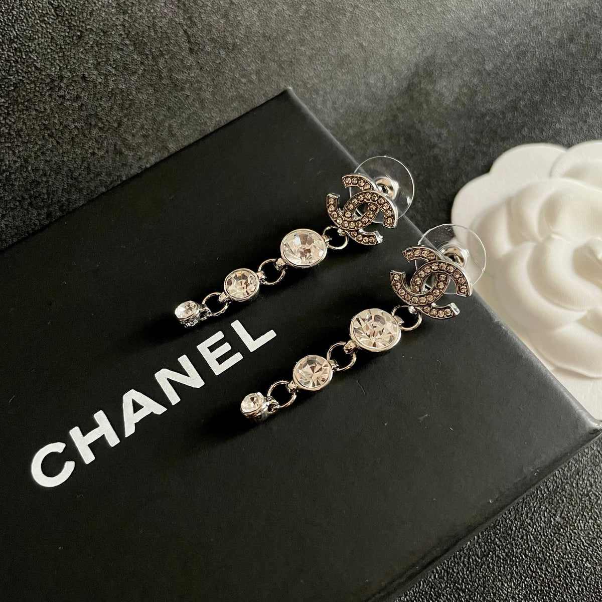 elegant Stud Earrings for women - alternate angle view 9