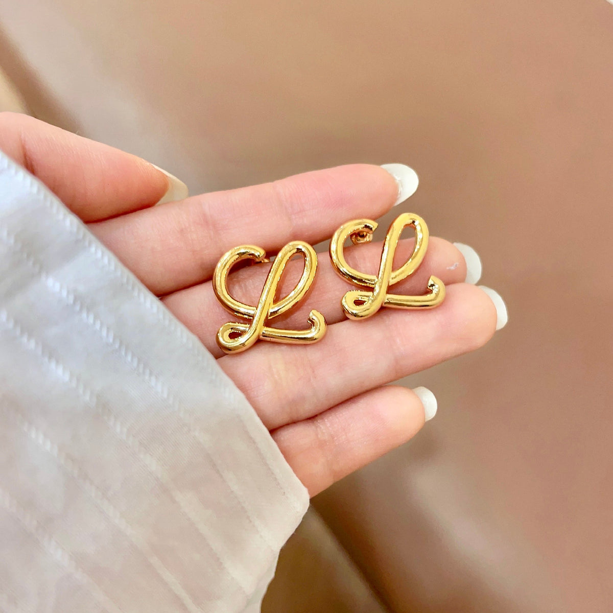 gold brass floral Drop Earrings for women - alternate angle view 4