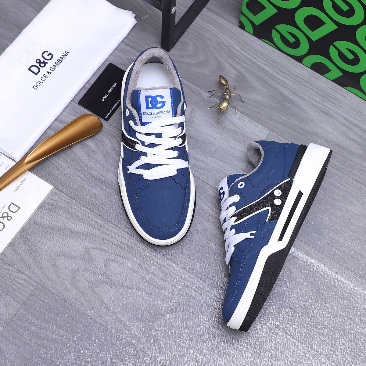 Dolce & Gabbana DG Couple's Casual Sneakers