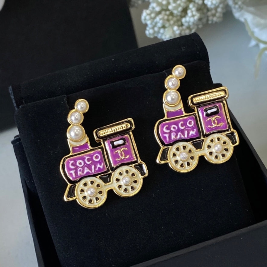 gold pearl letter Stud Earrings for women - alternate angle view 9