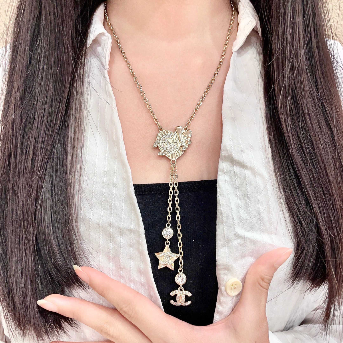elegant Necklace for women - alternate angle view 2